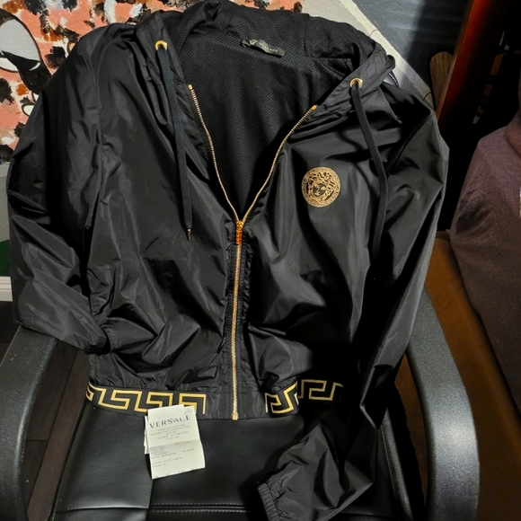 versace windbreaker jacket